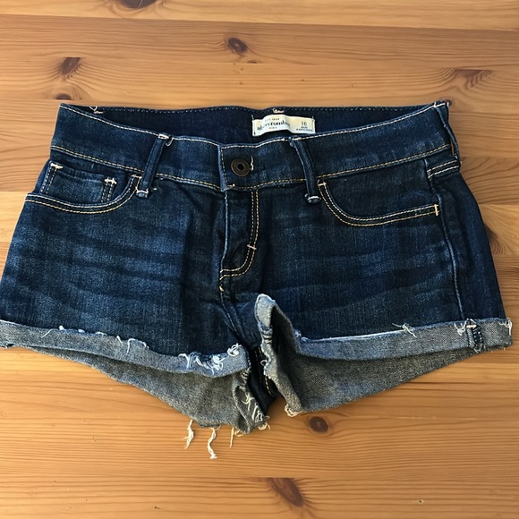 Low Rise Jean Shorts - Picture 2 of 3